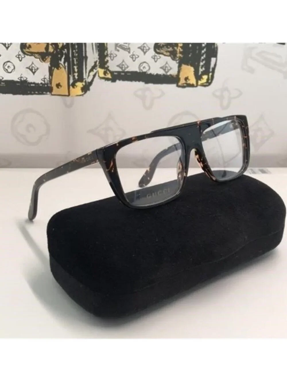 New Authentic Gucci Tortoiseshell Square Glasses GG1040o 002